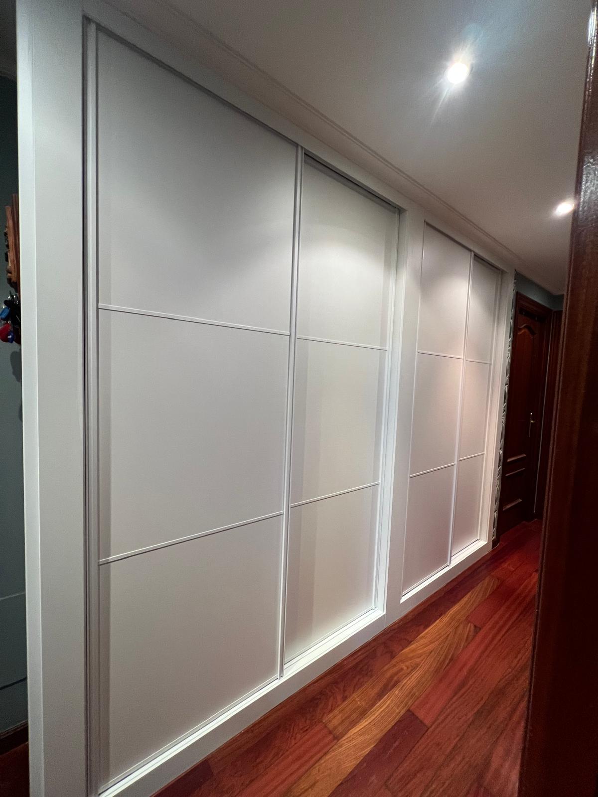 Armario a medida - imagen 14