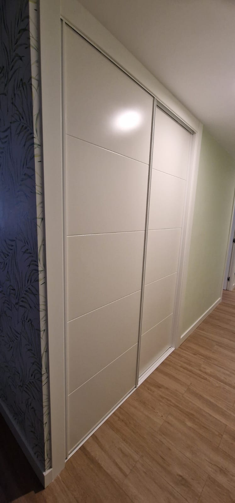 Armario a medida - imagen 17